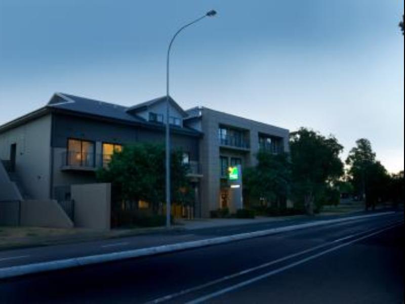 Quest Maitland Aparthotel Exterior photo